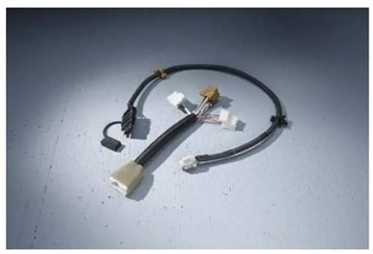 Nissan Genuine Accessories 999T8-Gu000 4-Pin Tow Harness 1