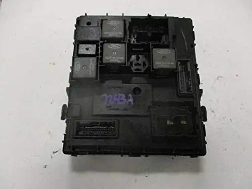 Reused Parts 05-07 Escape Tribute Hybrid Fuse Box Multifunction 7L8t14b476af 7L8t14b476af 1