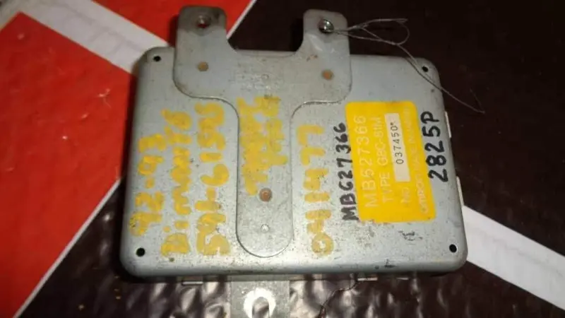 Reused Parts Chassis Ecm Theft-Locking Center Dash Sedan Fits 92-93 Diamante 15575 1